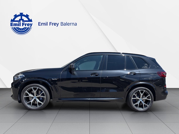 Vehicle image BMW X5