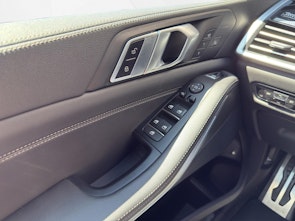 Vehicle image BMW X5 xDrive 45e