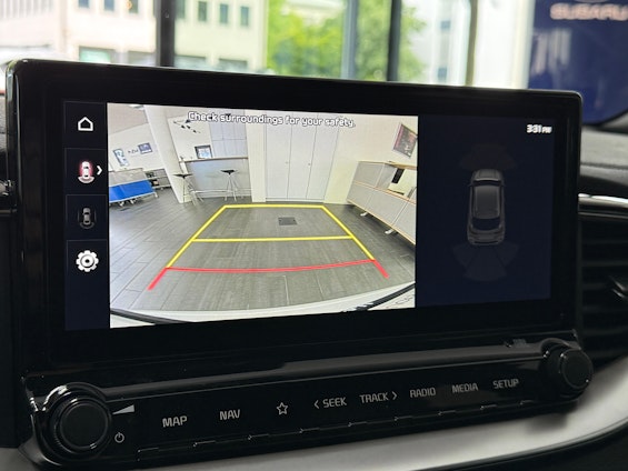 Vehicle image 13 Vehicle image 13