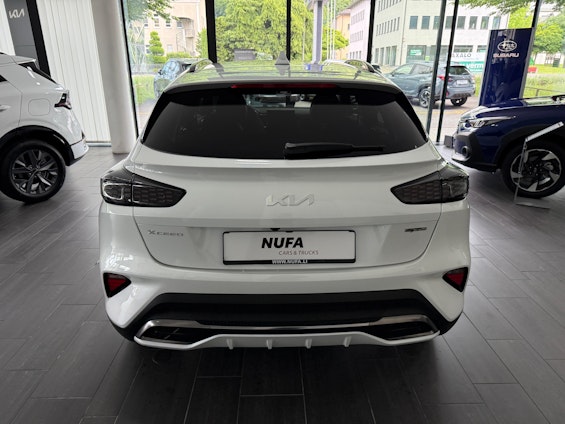 Vehicle image 5 Vehicle image 5