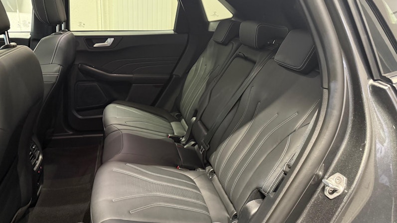 Vehicle image FORD KUGA