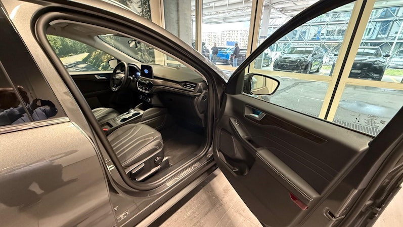 Vehicle image FORD KUGA