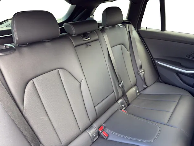 BMW 330d xDrive SAG Touring