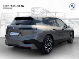 BMW iX M60