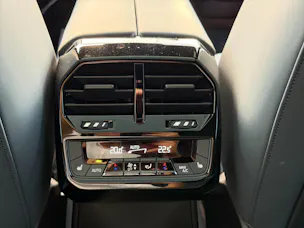 BMW iX M60