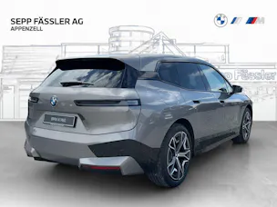 BMW iX M60