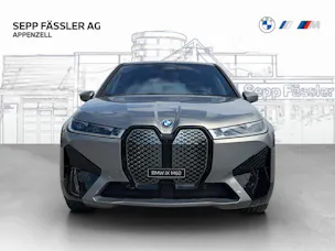 BMW iX M60