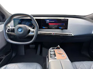 BMW iX M60