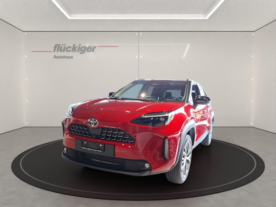 First vehicle image