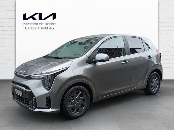 First vehicle image