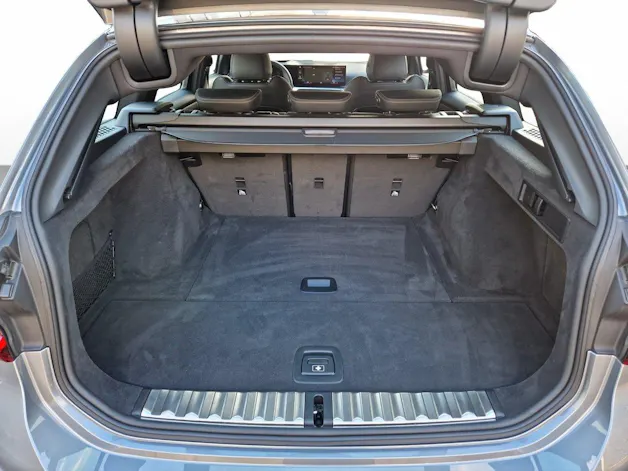 BMW 330d xDrive Touring M Sport 48V