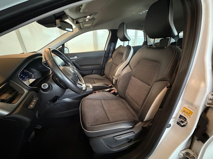 Vehicle image RENAULT CAPTUR