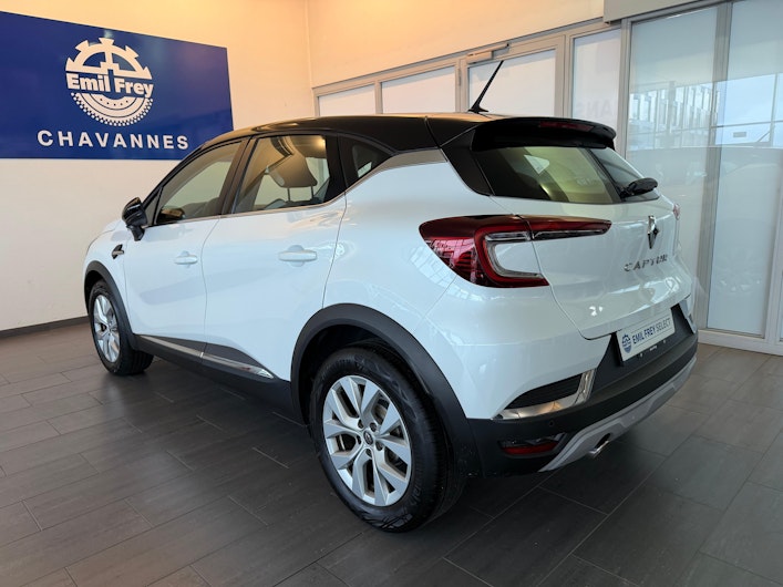 Vehicle image RENAULT CAPTUR