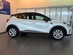 Vehicle image RENAULT Captur 1.3 TCe Intens EDC