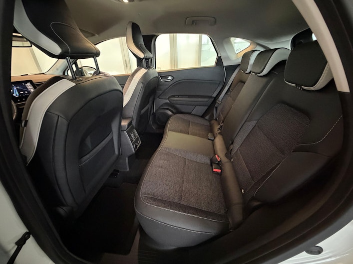 Vehicle image RENAULT CAPTUR