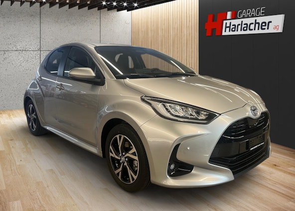 Vehicle image 2 Vehicle image 2