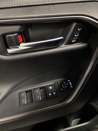 Vehicle image 8 Vehicle image 8