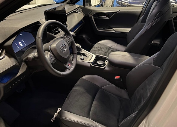 Vehicle image 2 Vehicle image 2