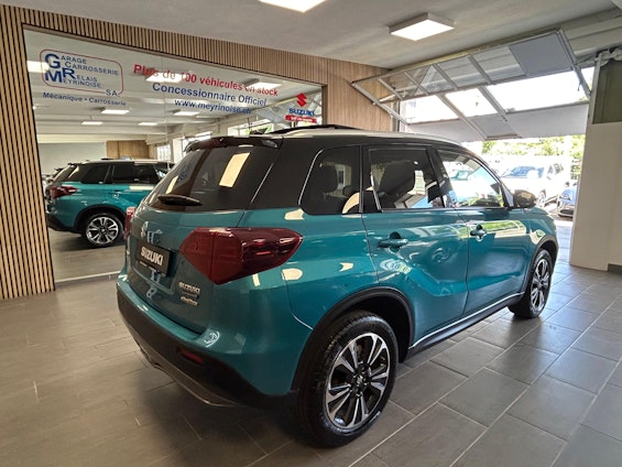 Vehicle image 8