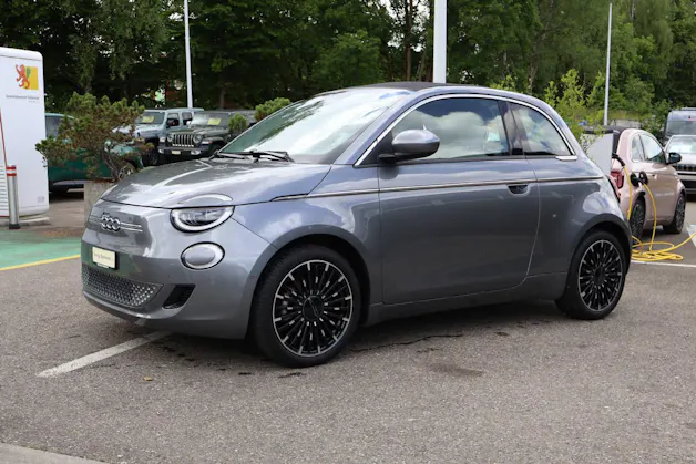 Fiat 500 Cabrio La Prima