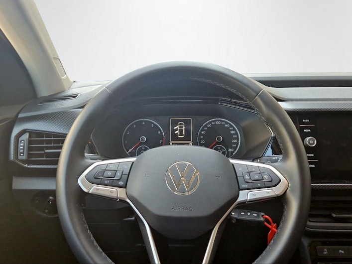 Vehicle image VW T-CROSS
