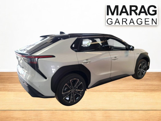 Vehicle image 5 Vehicle image 5