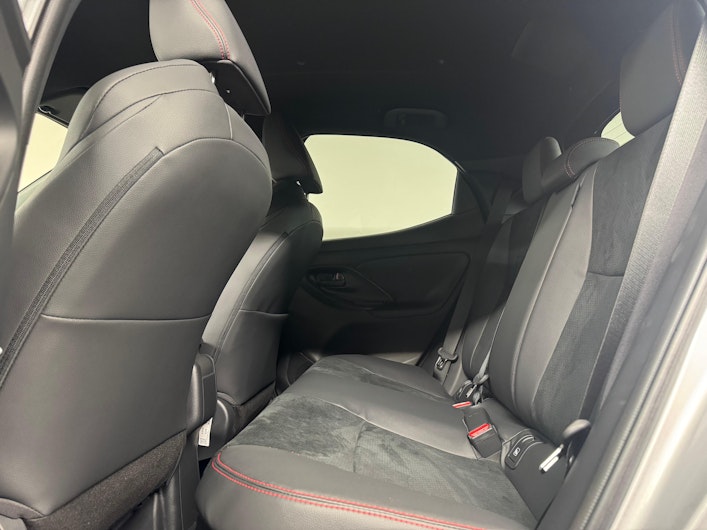 Vehicle image TOYOTA YARIS