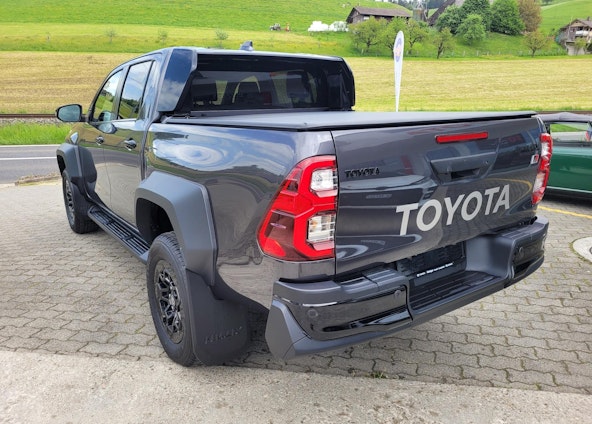 Vehicle image 6 Vehicle image 6