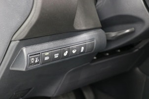 Vehicle image TOYOTA Corolla Touring Sports 1.8 HSD Comfort