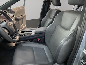 Vehicle image LEXUS RZ 450e Comfort