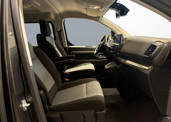 immagine del veicolo 9 immagine del veicolo 9