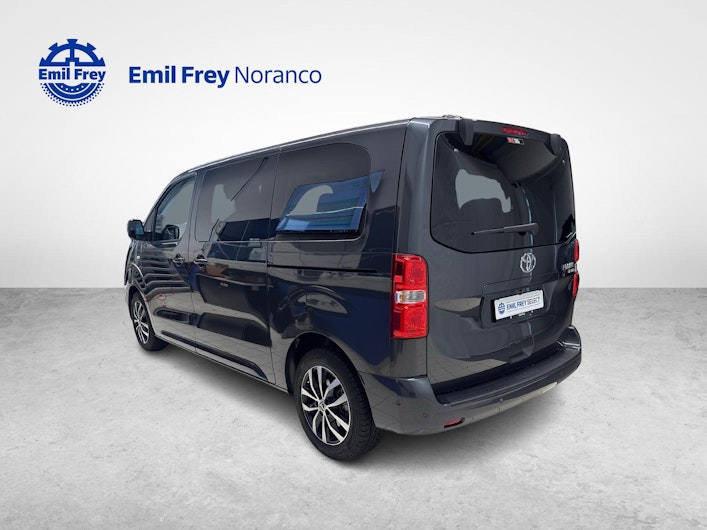 Vehicle image TOYOTA PROACE