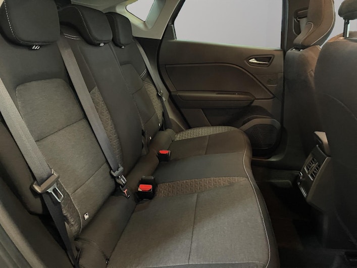 Vehicle image MITSUBISHI ASX