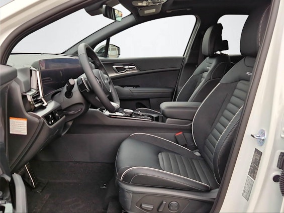 Vehicle image 2 Vehicle image 2