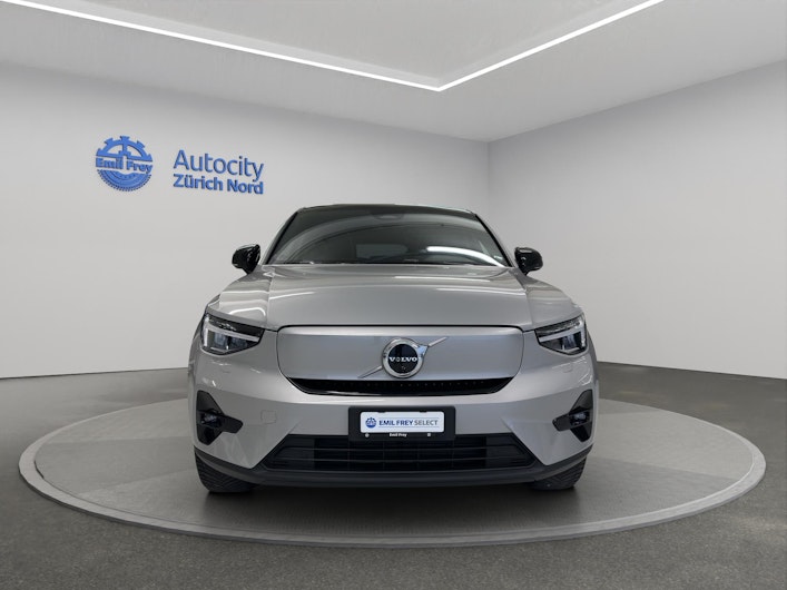 Vehicle image VOLVO C40