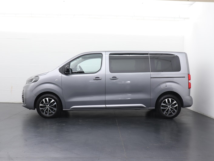 Vehicle image TOYOTA PROACE