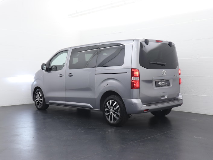 Vehicle image TOYOTA PROACE
