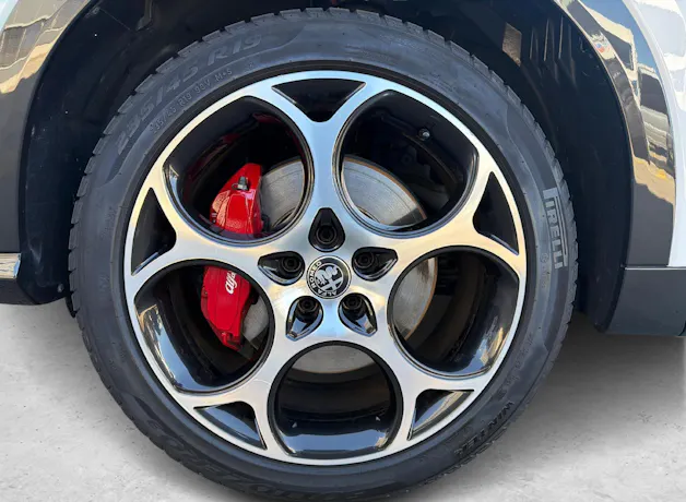 ALFA ROMEO Tonale 1.3 Plug-in Hybrid Veloce Q4