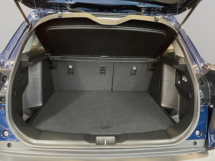 Vehicle image SUZUKI S-CROSS