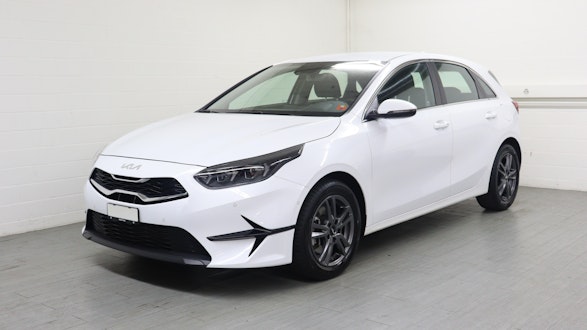 KIA Ceed 1.5 T-GDi Power 1