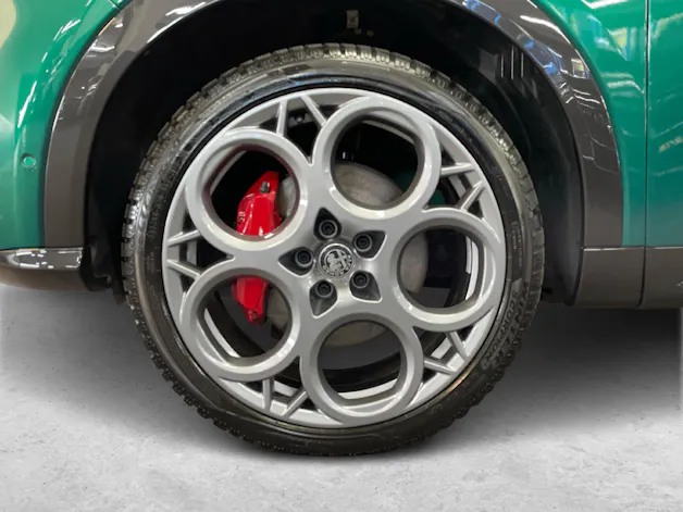 ALFA ROMEO Tonale 1.3 Plug-in Hybrid Veloce Q4