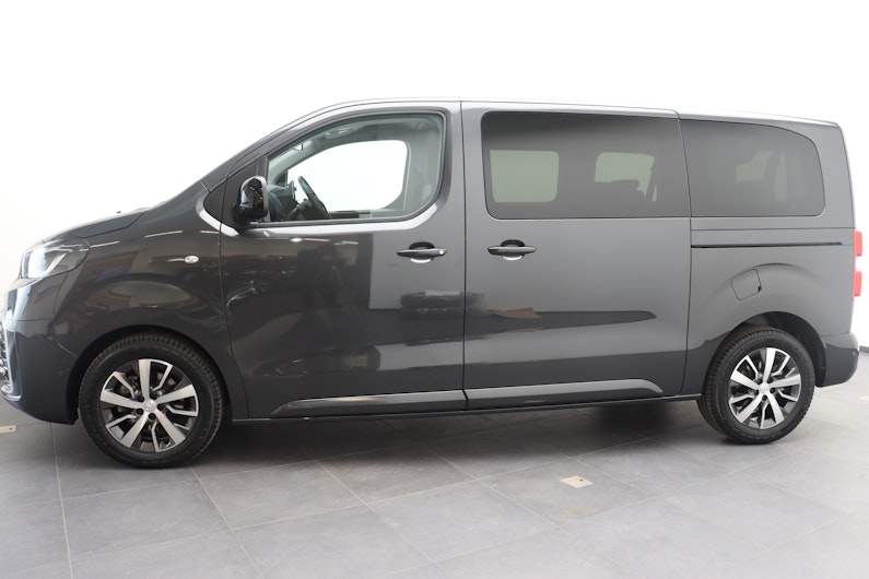 Vehicle image TOYOTA PROACE