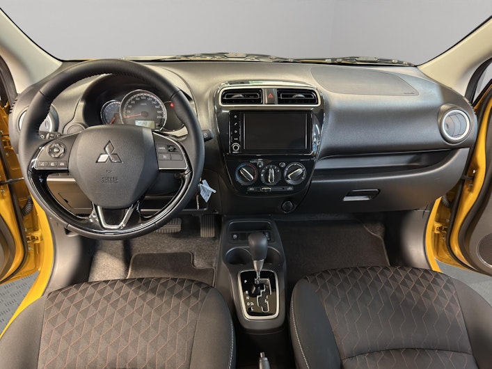 Vehicle image MITSUBISHI SPACE STAR