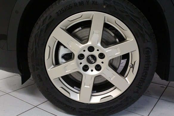 MINI Countryman U25 SE ALL4 3