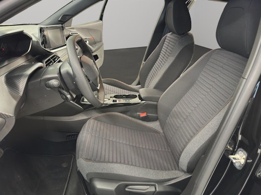 PEUGEOT 2008 e-Active Pack 2