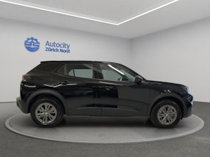 Vehicle image PEUGEOT 2008 e-Active Pack