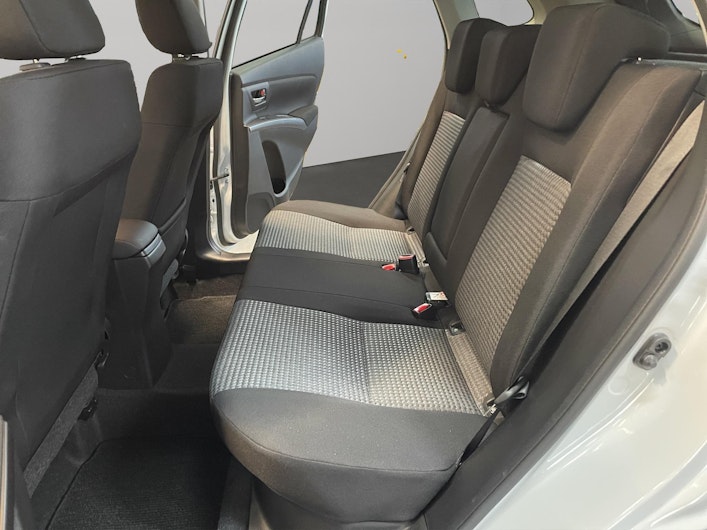 Vehicle image SUZUKI S-CROSS