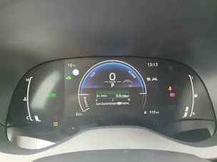 Toyota Yaris 1.5 VVT-i HSD Trend