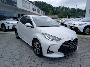 Toyota Yaris 1.5 VVT-i HSD Trend