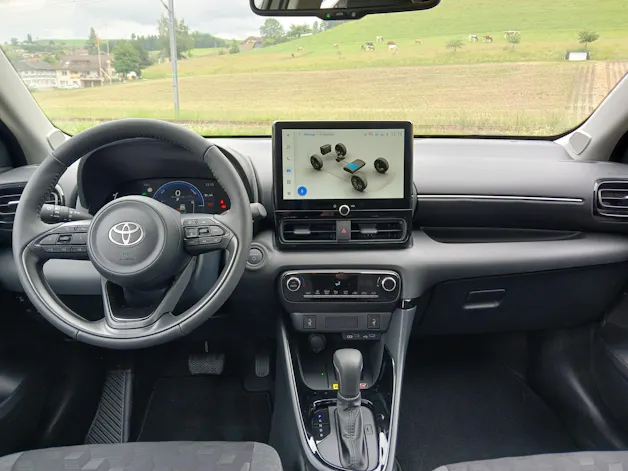 Toyota Yaris 1.5 VVT-i HSD Trend